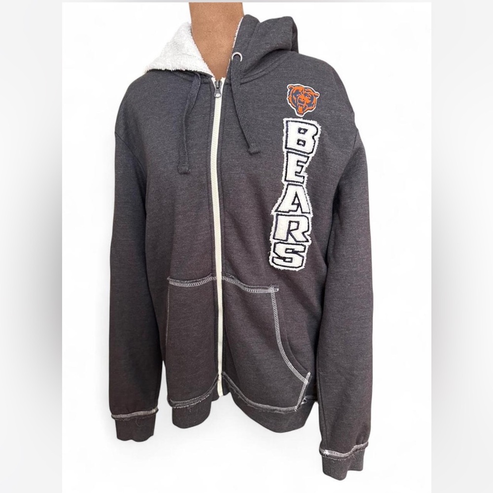 Chicago Bears NFL warm zip up Gray Hoodie Sweater size medium Sherpa lined